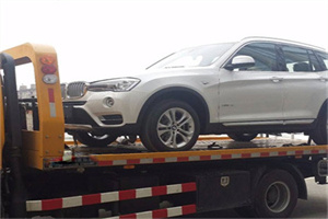 万山特拖车24小时服务电话