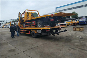 万山特同城汽车补胎